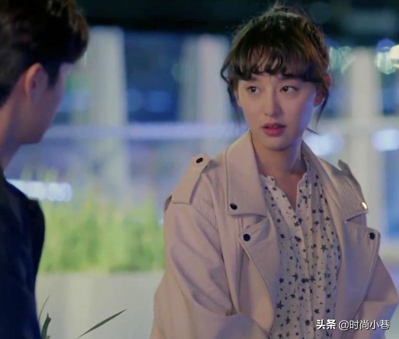 风衣的洋气休闲搭配好看,百搭个性风衣