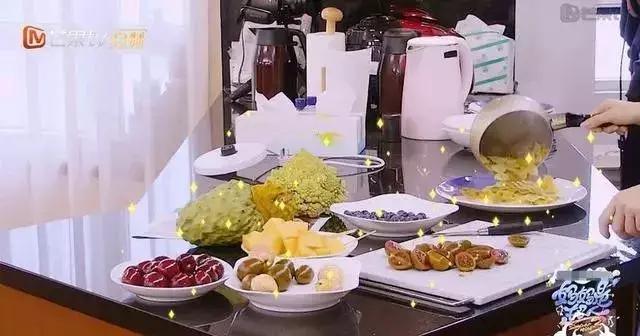 吃一口得花一个月工资？这种隐形炫富潮流值得追吗？