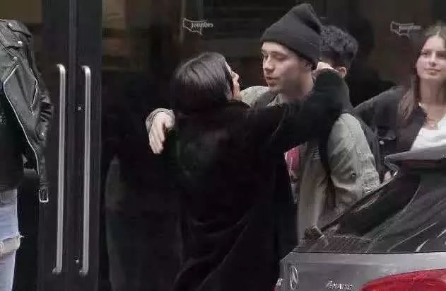 贝克汉姆大儿子布鲁克林帽子戏法,贝克汉姆大儿子布鲁克林和尼古拉