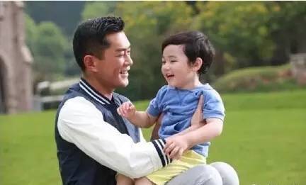 明星的搞笑代言,明星代言的那些奇葩广告