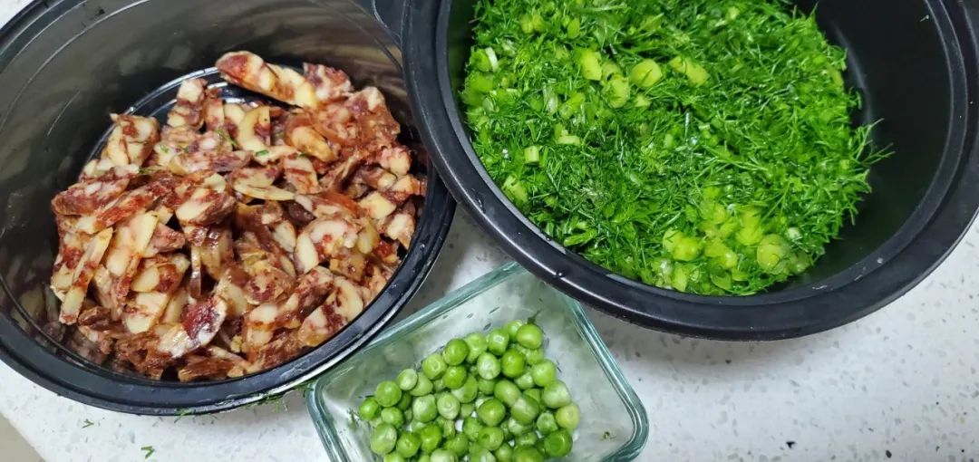 腊肠饭团的做法,腊肠饭团简单做法