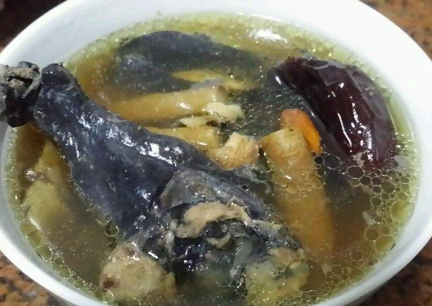 炖乌鸡汤有腥味怎么办,炖乌鸡汤肉太淡了怎么办