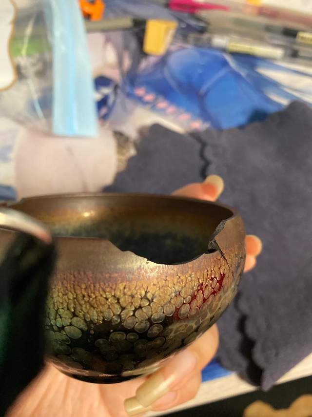 打碎陶瓷怎么办,打碎瓷器怎么处理