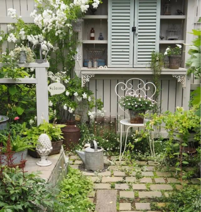 开花店一定要懂花艺吗,新开花店必备的花艺有哪些