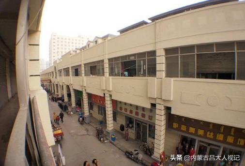 青城人，还记得当年那个红火热闹的五四商城吗？来看看如今的模样