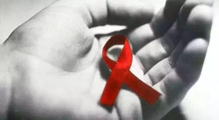 “我是一名医生,染上艾滋的第22个小时,我完成了自救”
