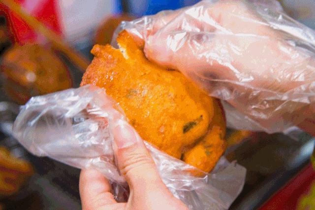 重庆渝北龙兴广场附近购物商场,前方到站工贸