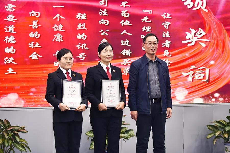 南京法院的奇葩案件,2016年南京重大刑事案件