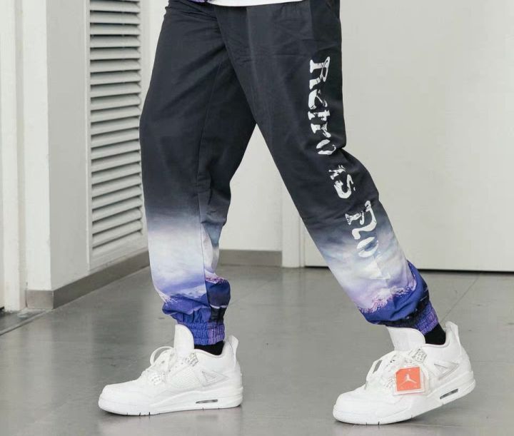 一套让潮人们心心念念、回头率超高的嘻哈风搭配