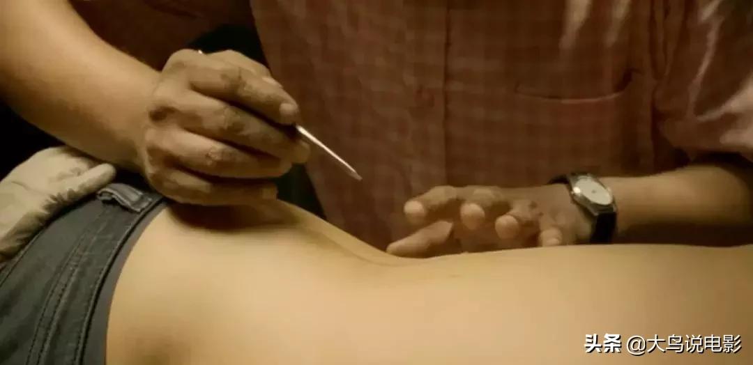 囚禁女孩真实案件电影 (少女被囚禁恐怖电影)