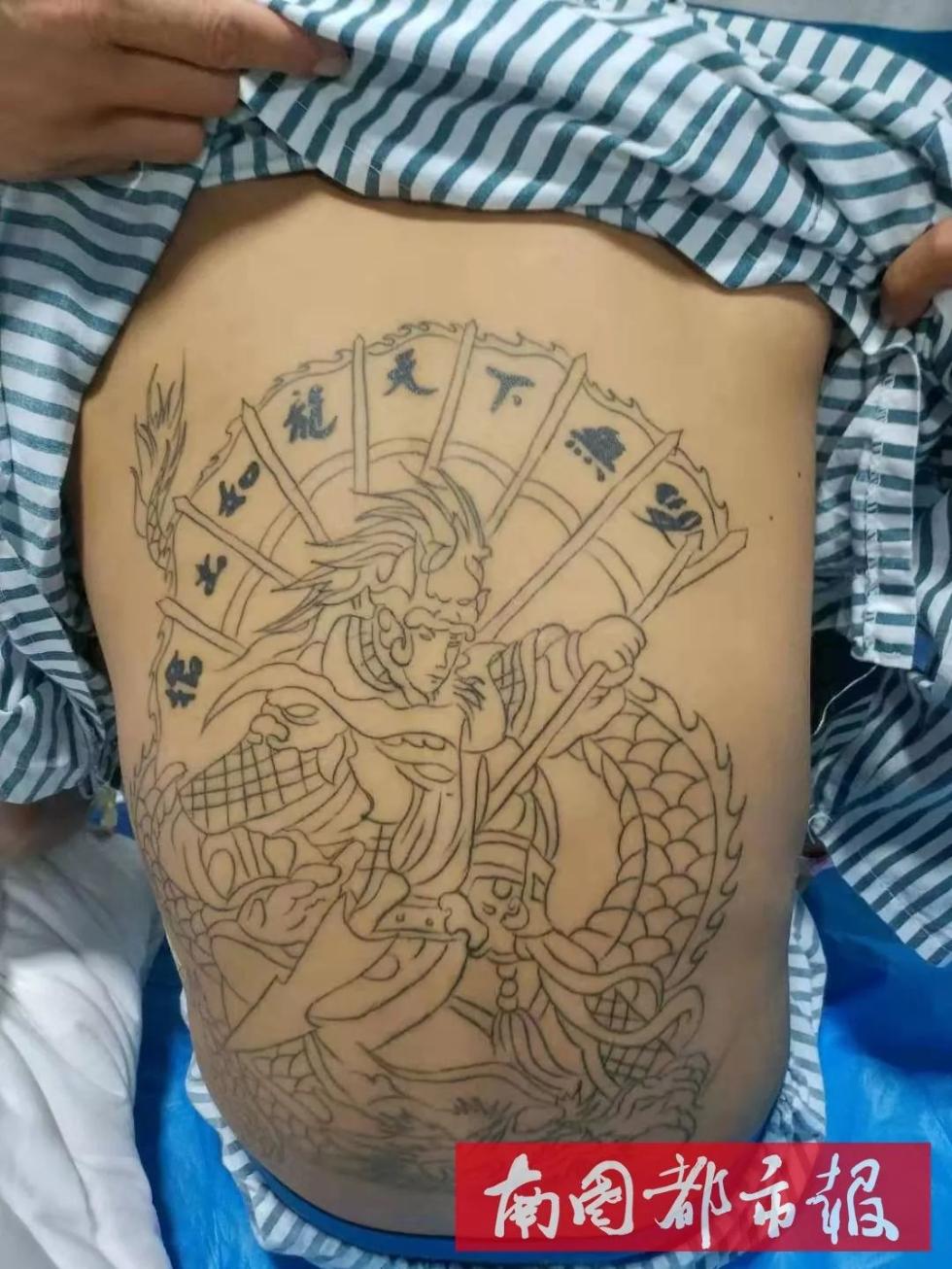 枪出如龙英姿飒爽,枪出如龙天下无双纹身图