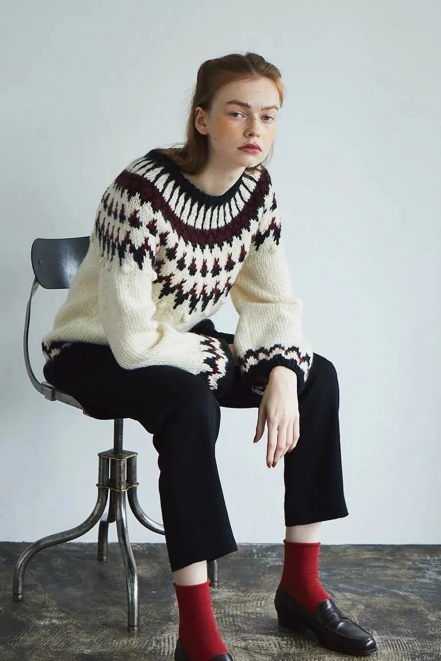 别再露脚踝了,今冬不流行露脚踝了露袜才更时髦