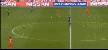 克罗斯和阿隆索长传视频,阿隆索十大长传