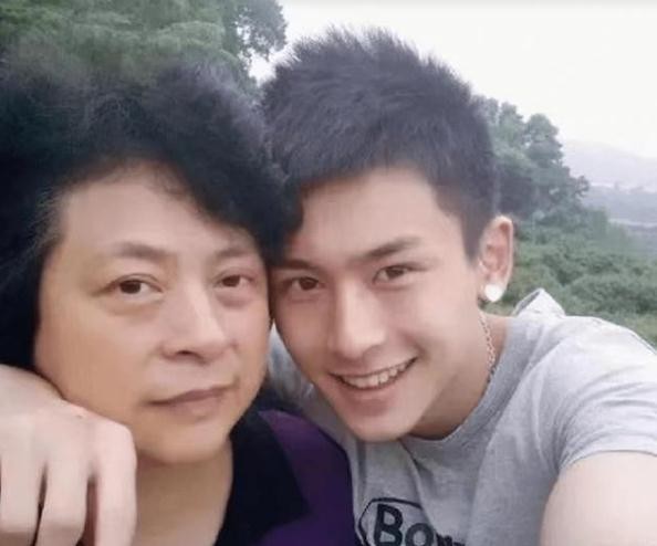 吴亦凡后张哲瀚也被封杀,微博遭官方注销,《山河令》或要下架?