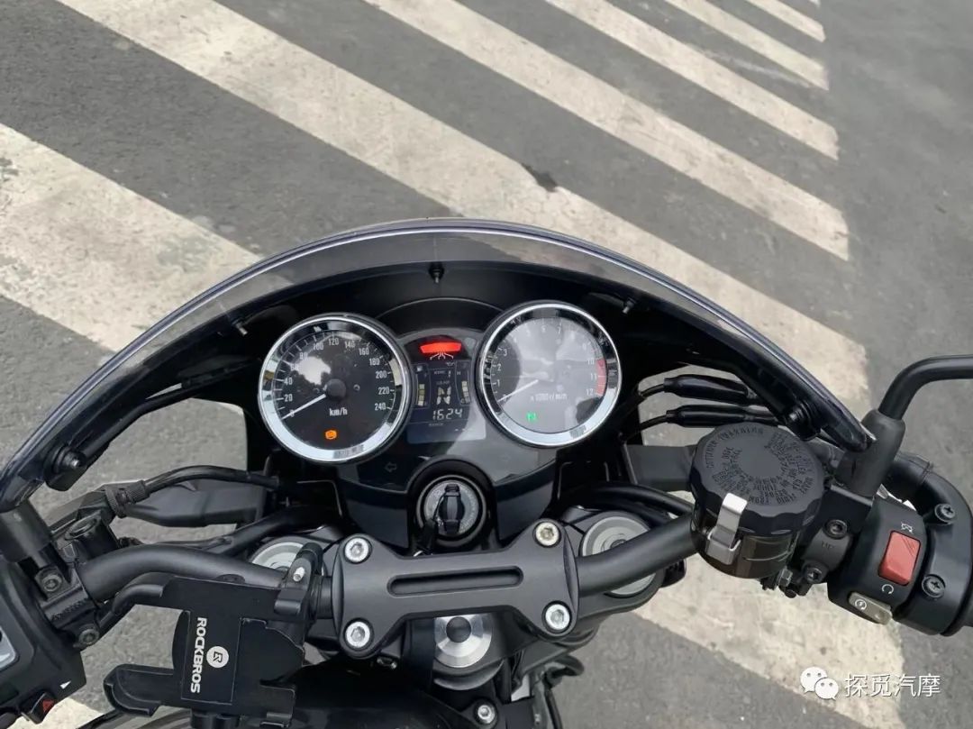 川崎z900rs新老款,川崎z900rs黄色复古