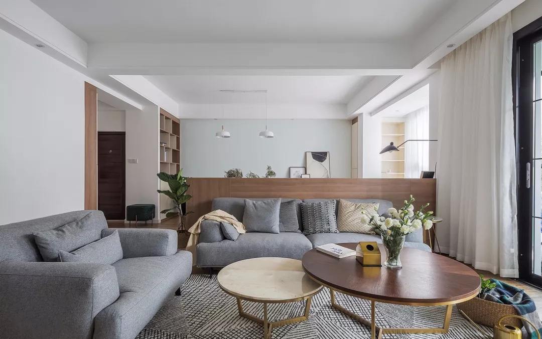 房间有横梁怎么装修天花板,装修房子中间横梁怎么处理