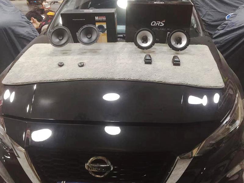 日产天籁汽车喇叭升级,日产天籁升级公爵原厂音响