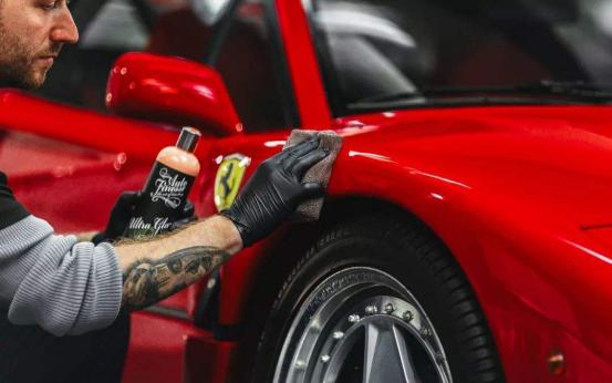 打蜡镀晶隐形车衣哪种便宜,隐形车衣对保护车漆有帮助作用吗