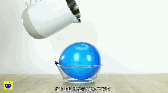 往气球里加水,往气球上涂什么会破