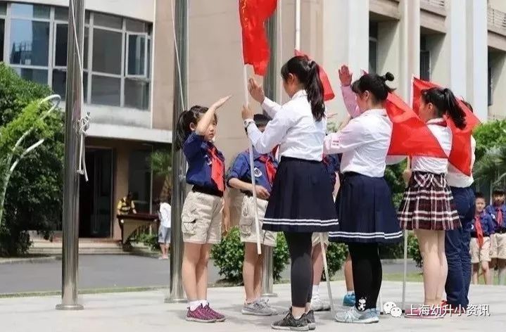 上海最美高中校服,上海小学校服好看前十名