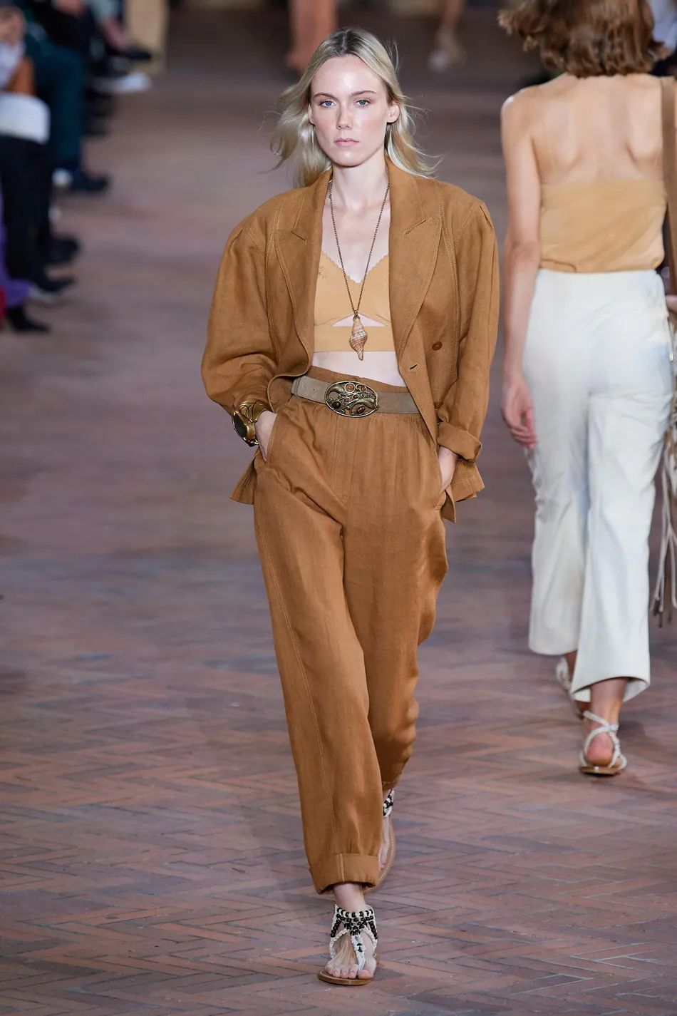 妖精的夏天,妖精的夏季穿搭