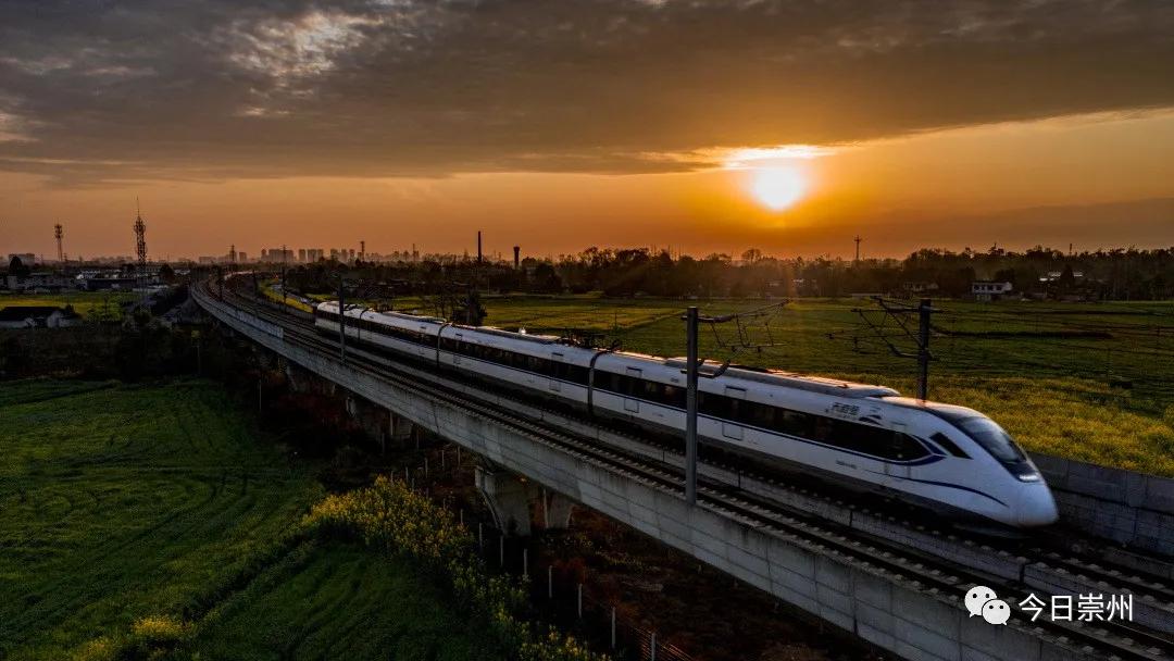 崇州市区看雪山,崇州看雪山