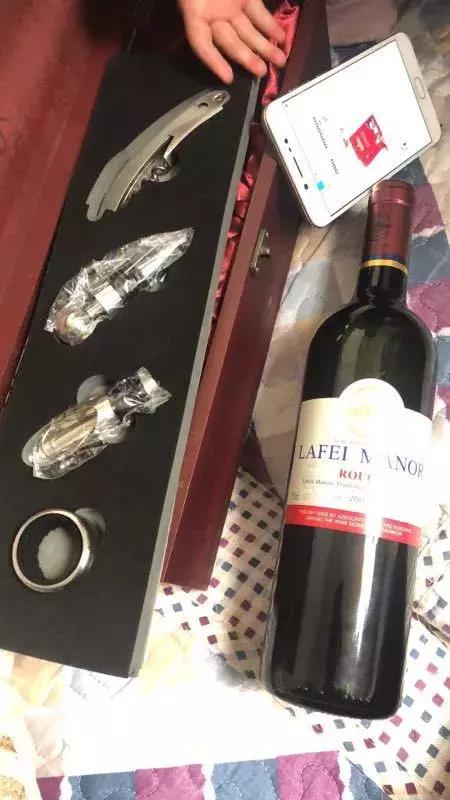 如何辨别真假拉菲,路易拉菲红酒怎么辨别真假