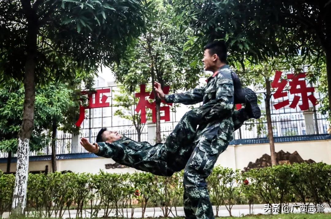 警式一招制敌,全警实战大练兵一招制敌