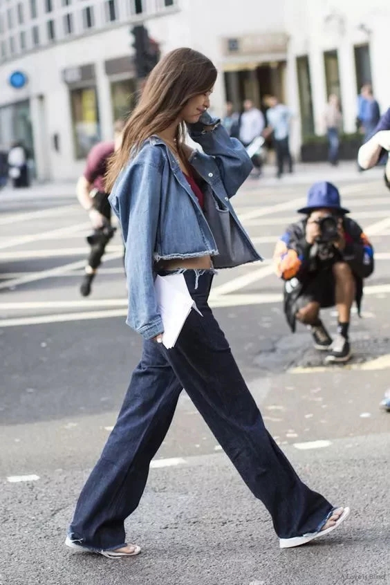 谁说明星披麻袋也好看？宋佳高颜值照样翻车，牛仔外套要会搭配