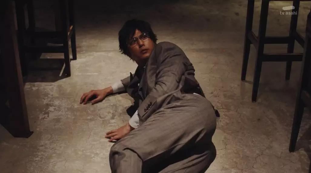 羞耻度爆表！老板是抖m任你调教？