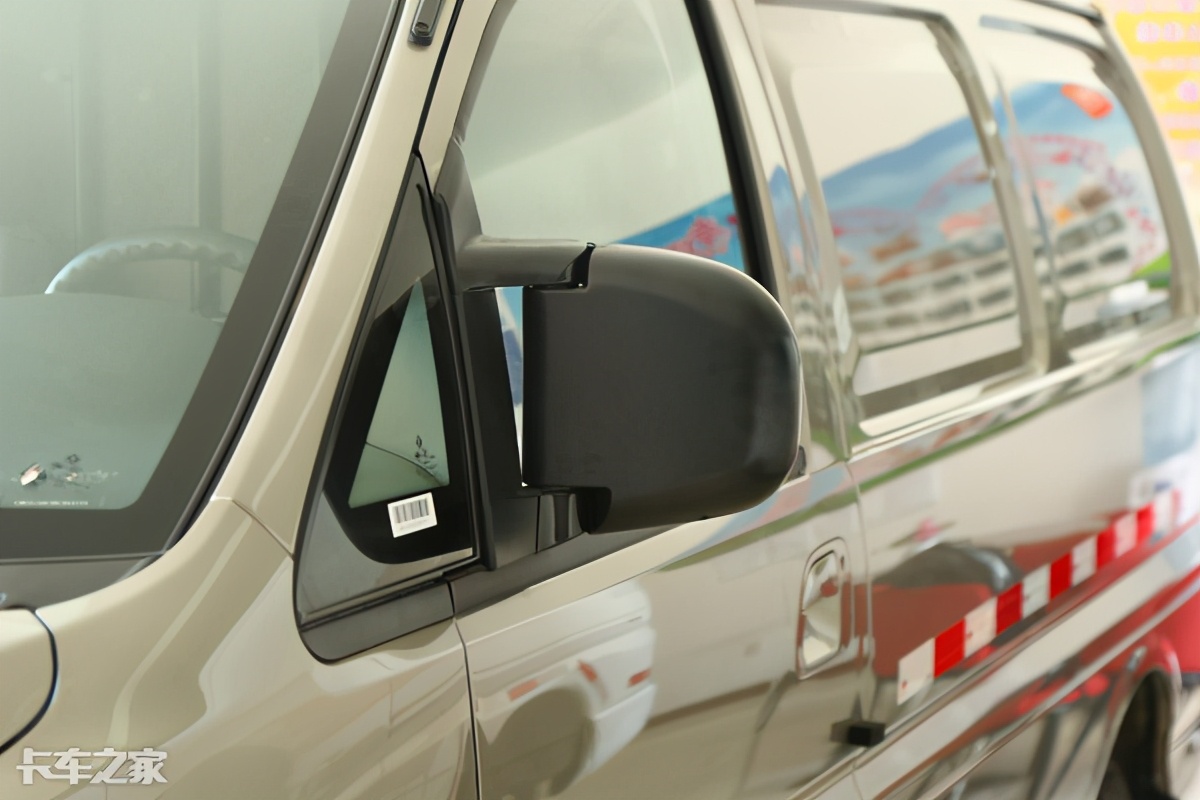 开着风行菱智去旅行,东风风行菱智v3货车版多少钱