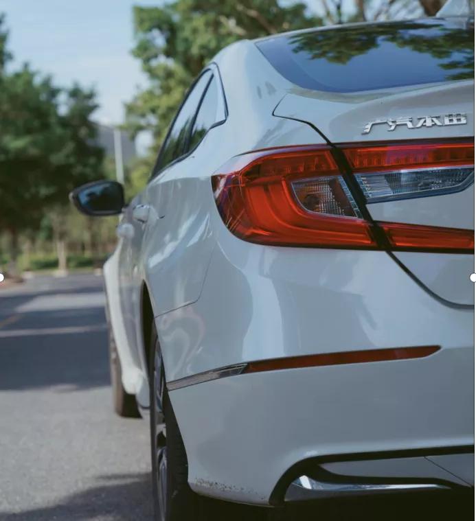 开起来像燃油车,开起来像电车的油车