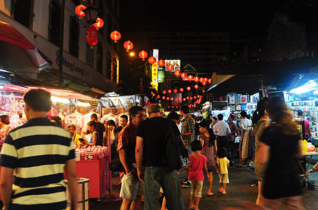 吉隆坡夜市自由行攻略,吉隆坡夜市衣服