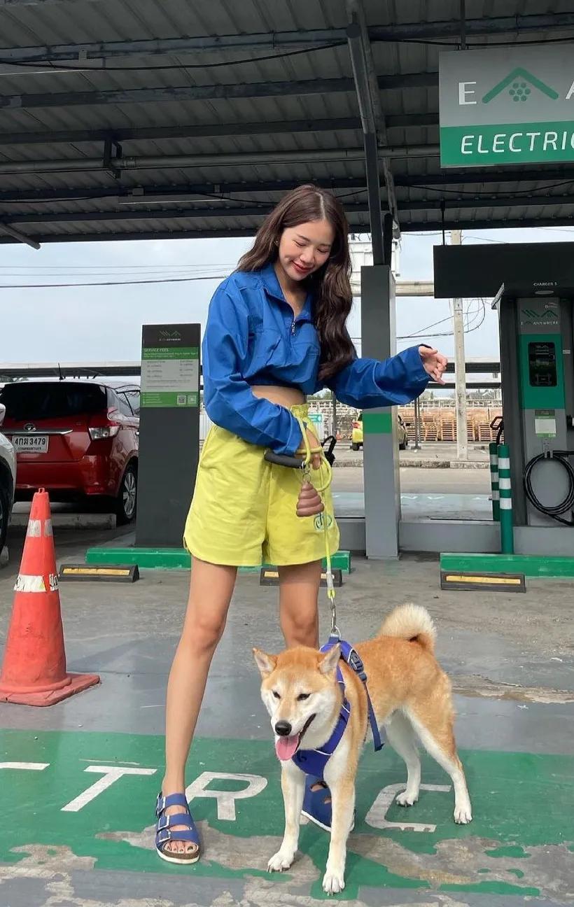 宣美拉长腿,宣美的腿真的那么长么