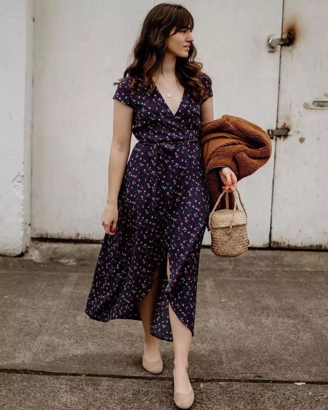 微胖女生穿搭技巧初中生,微胖女生的穿搭技巧学生冬天