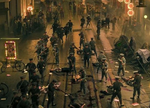 *德朱**位列元帅之首，可军衔命令状却不是001号，001号究竟给了谁？