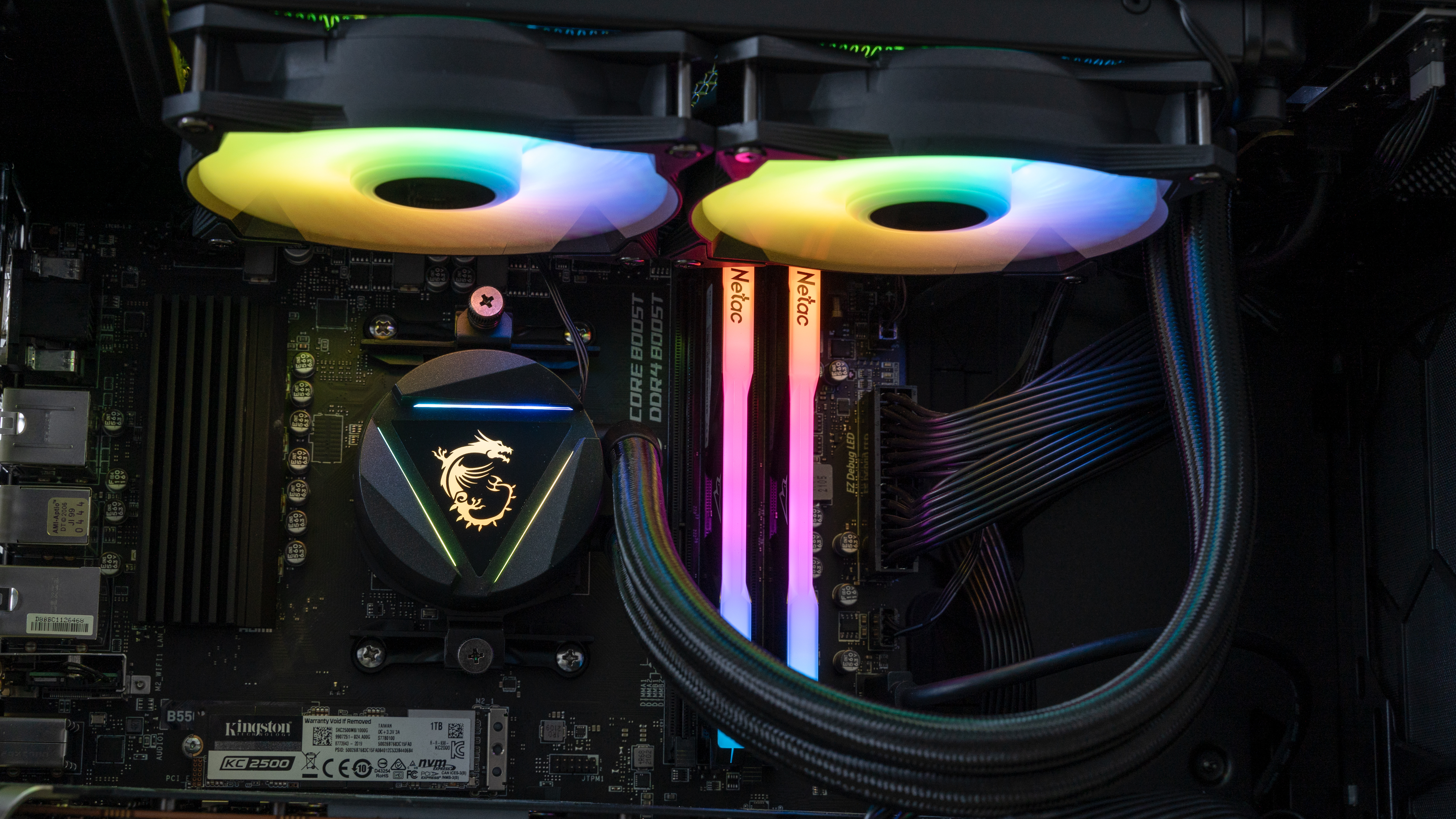 朗科绝影3200,朗科越影ddr4-320016gb内存评测