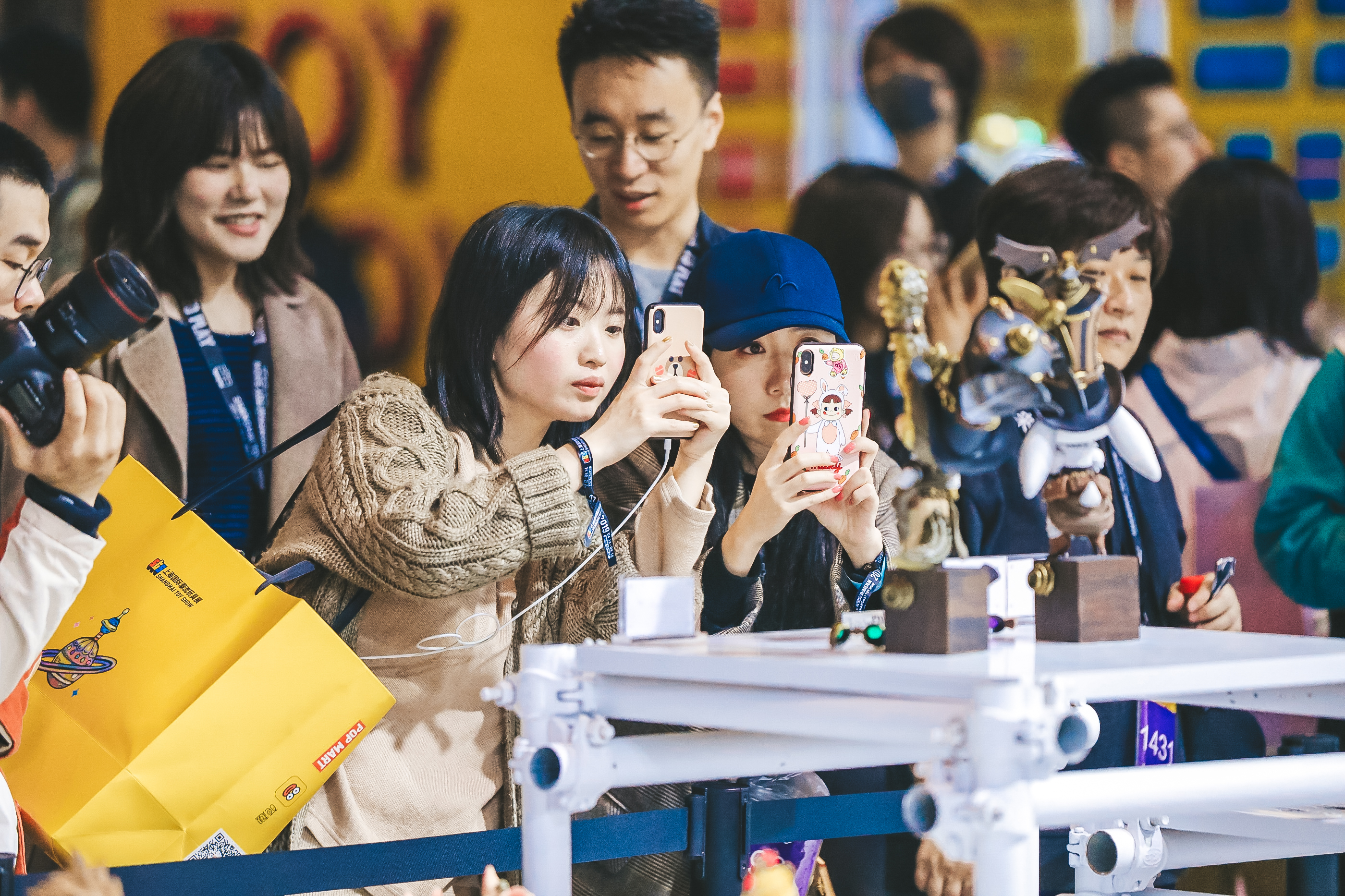 很早就有人用这种方式留住李小龙 精气神至今在流传