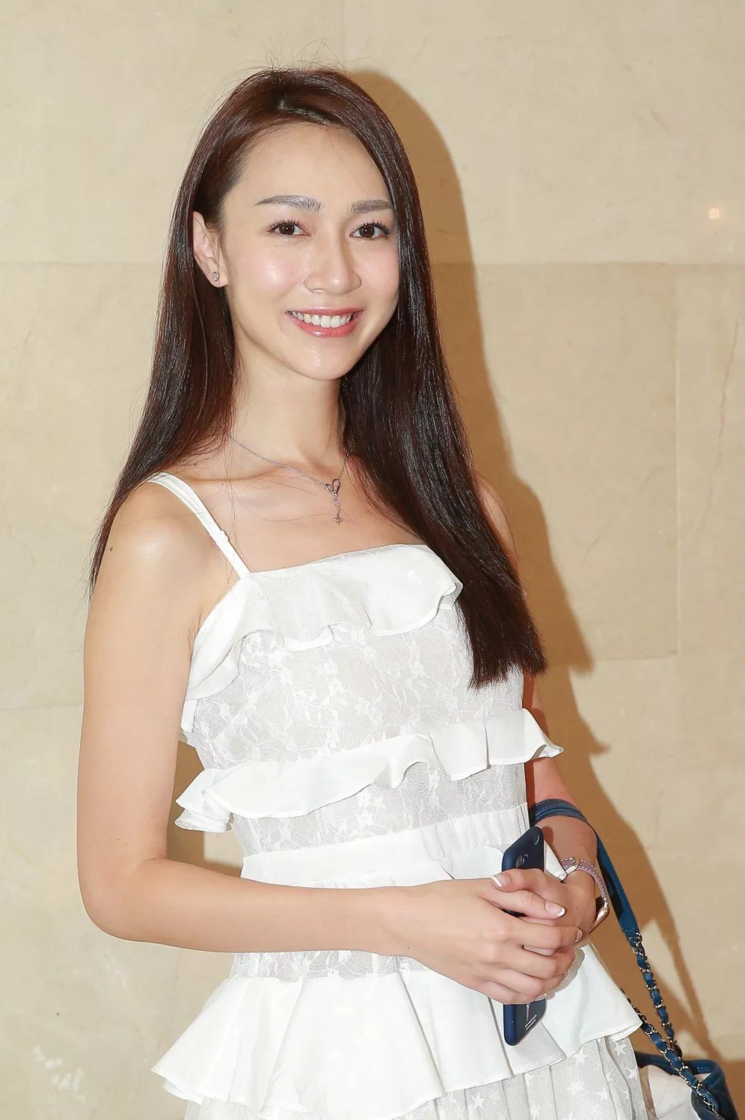 2020港姐十强亮相,港姐2019直击15位入围佳丽