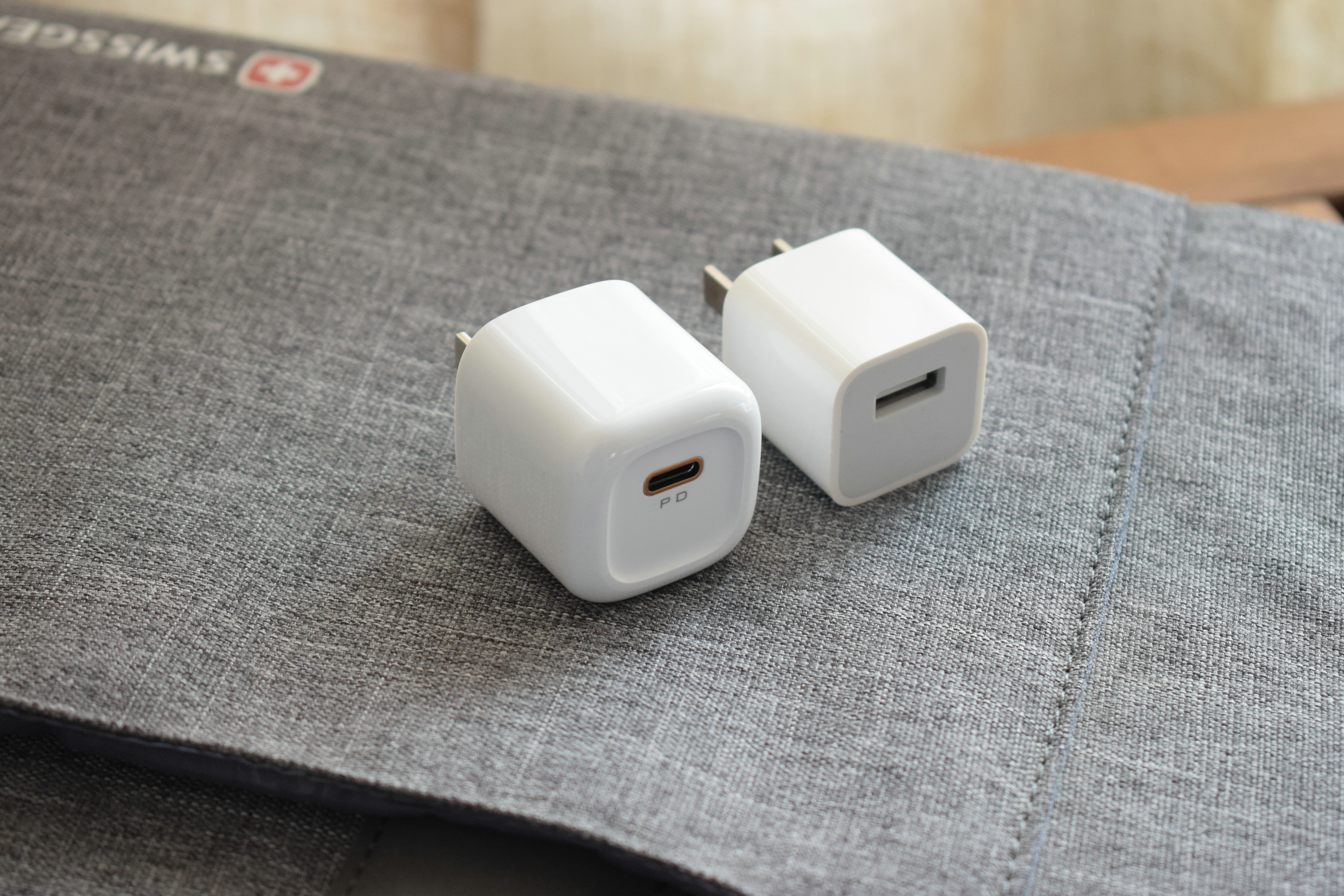 麦多多充电器好不好,麦多多20w快充套装