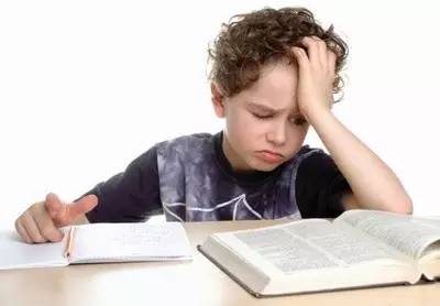 孩子贪玩不爱学习?睿智父母做到这3点,孩子学习玩耍两不误