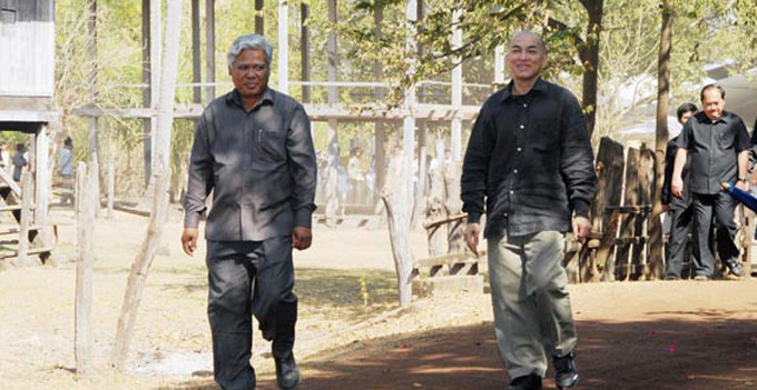 公主和国王简朴又亲民,公主像卖菜大婶,国王像民工大叔