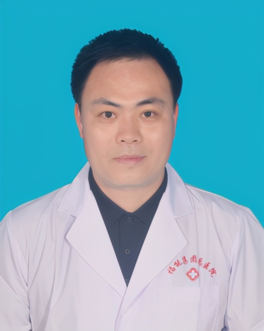 11月7日上午9:00，金山街道社区卫生服务中心开展“服务百姓健康行动”健康咨询大型活动