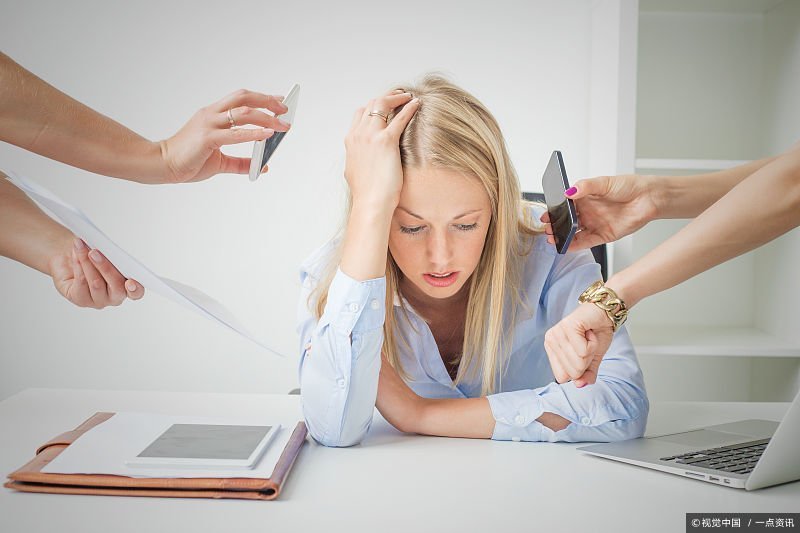 请假超7天老板给办理离职合法吗,请假了发工资老板忘记扣钱