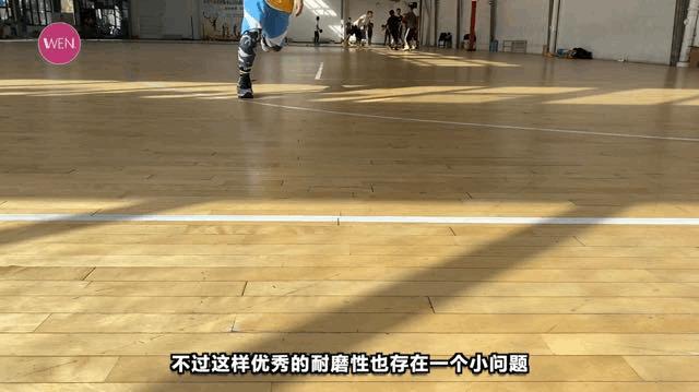 詹姆斯上脚17战靴,詹姆斯lbj实战靴