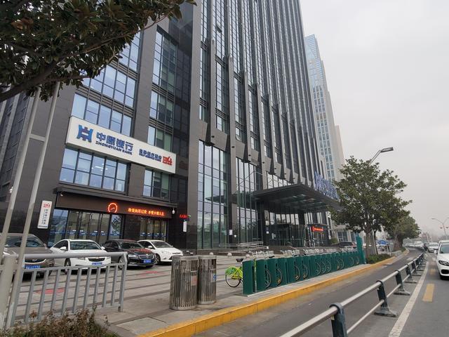 看看郑州市的视频,看看郑州成什么样子了