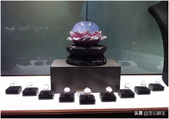 昭仪之星翡翠是帝王紫吗,世界顶级翡翠昭仪之星