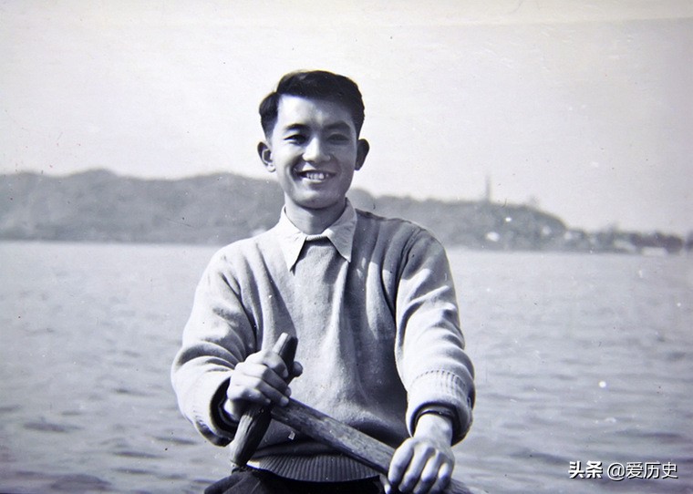 建国初期的“跨界男神”集学霸、体育明星于一身后成一代大家