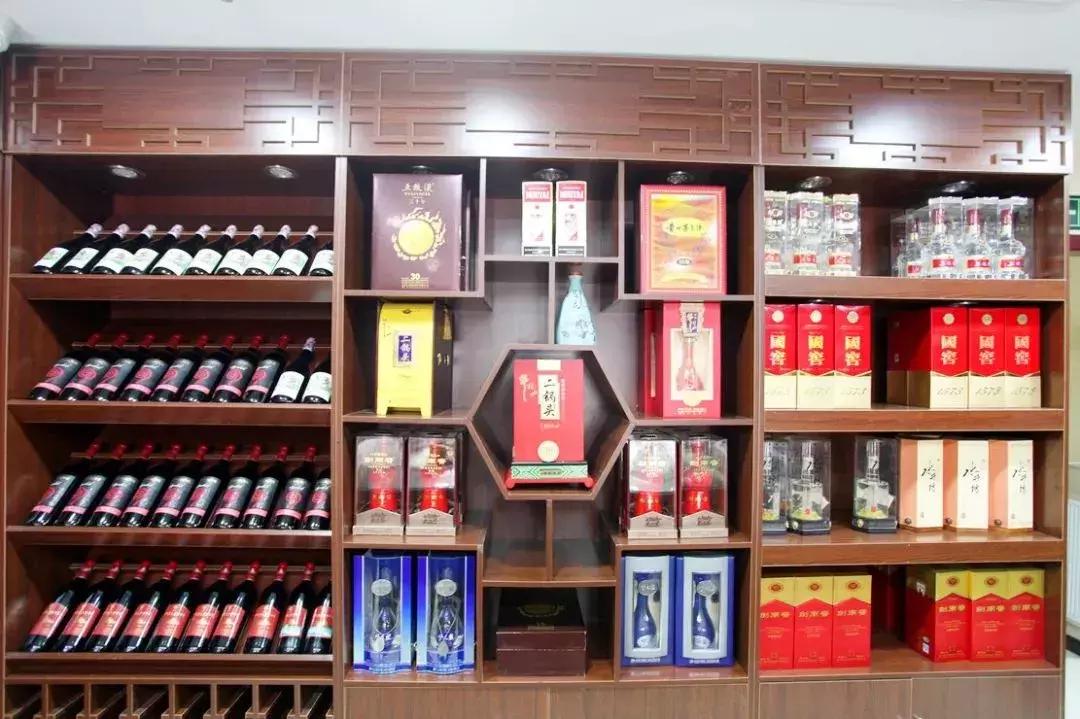 门头沟老牛栏山专卖店回来啦！3店同开！送给好喝口儿的朋友