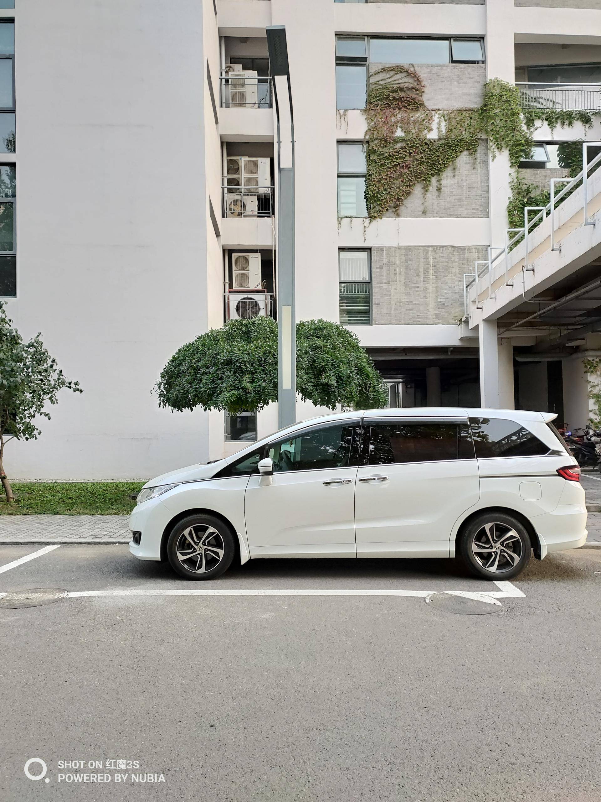 红魔3s在2020年值不值买,红魔3s全新机最低售价